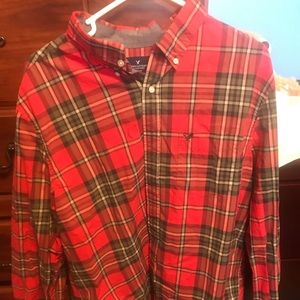 Men’s American Eagle Button Up.